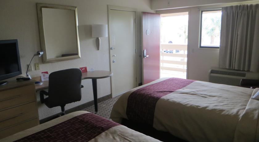 Clarion Inn & Suites At International Drive Williamsburg Eksteriør bilde