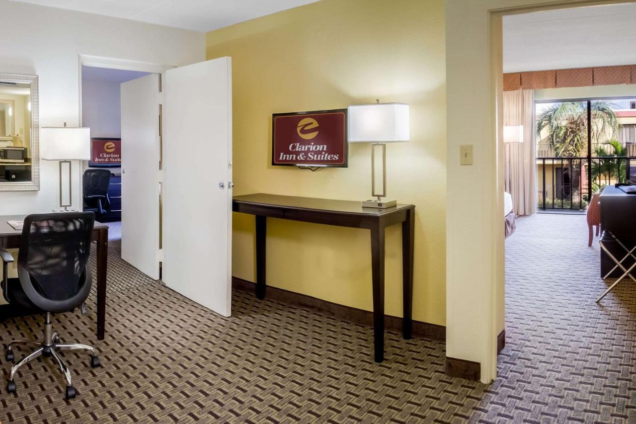 Clarion Inn & Suites At International Drive Williamsburg Eksteriør bilde